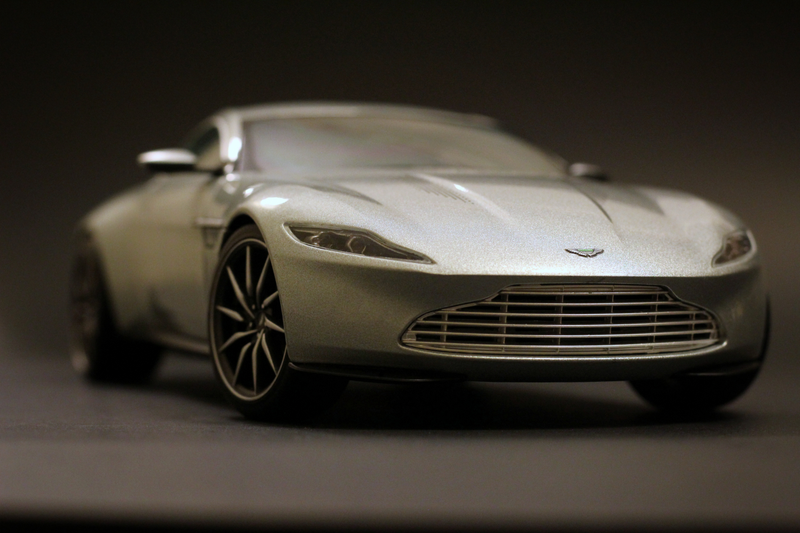 Illustration for article titled Hot Wheels Elite Aston Martin DB10 in 1:18 scale